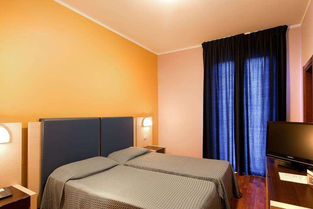 Leonardo Da Vinci Hotel Florencia